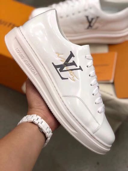 louis vuitton perú zapatillas|Altro.